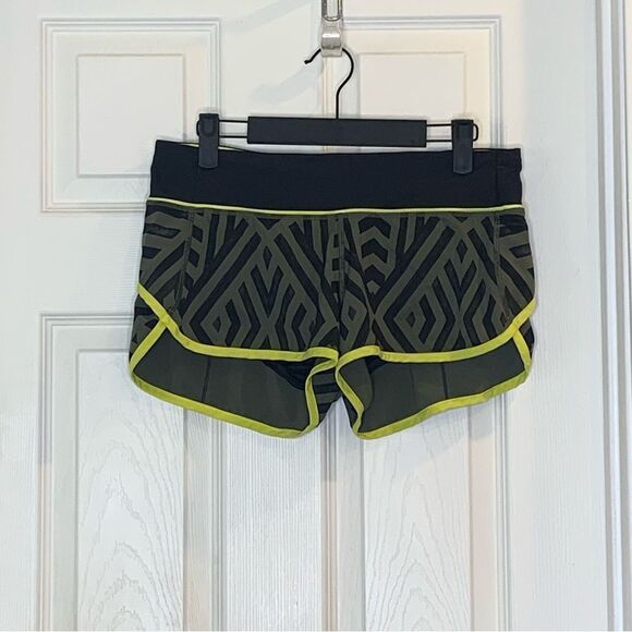 Lululemon Speed Short Chevron Shuffle Fatigue Green | Split Pea | Black Size 6 - Picture 1 of 9